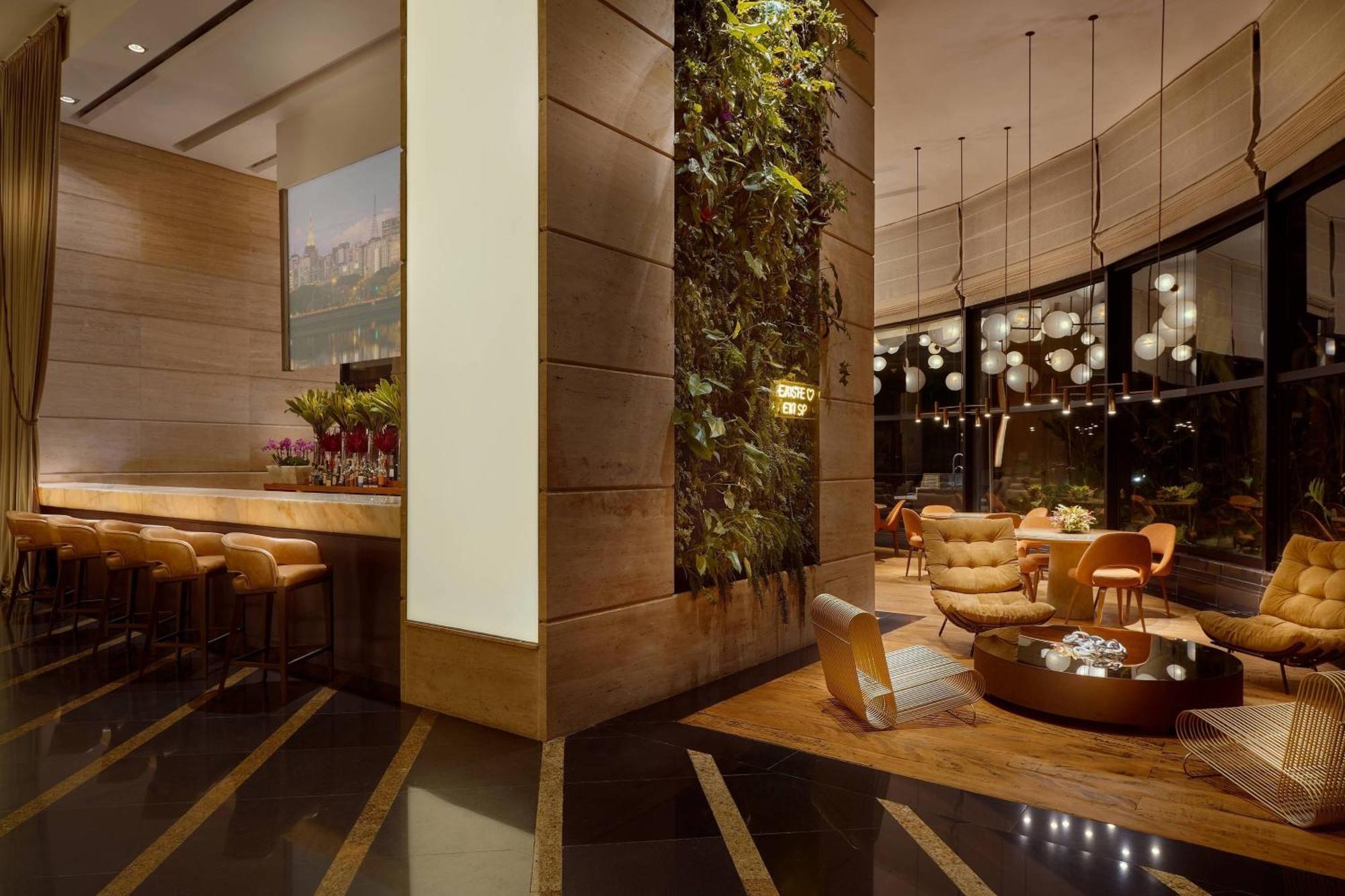 Renaissance Sao Paulo Hotel Luaran gambar The lounge at the airport